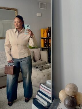Zara Beige Zip-Front Jacket with Dark Blue Wide-Leg Jeans